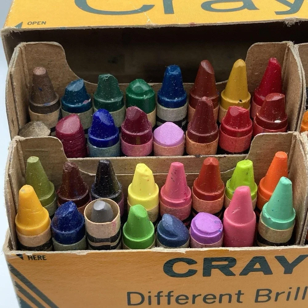 Vtg 1970's Crayola Crayons 64 Pack / With Sharpener / Worn Box / Partially Used